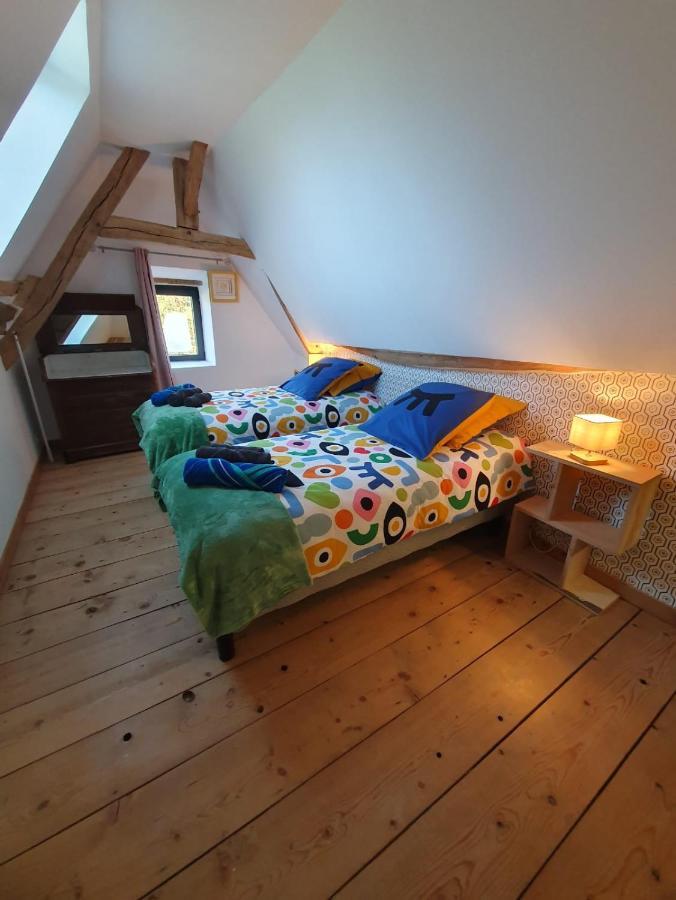 De La Salle Gite 8 Personnes A La Campagne Avec Jacuzzi 4 Chambres 3 Wc Rivarennes  Exterior foto