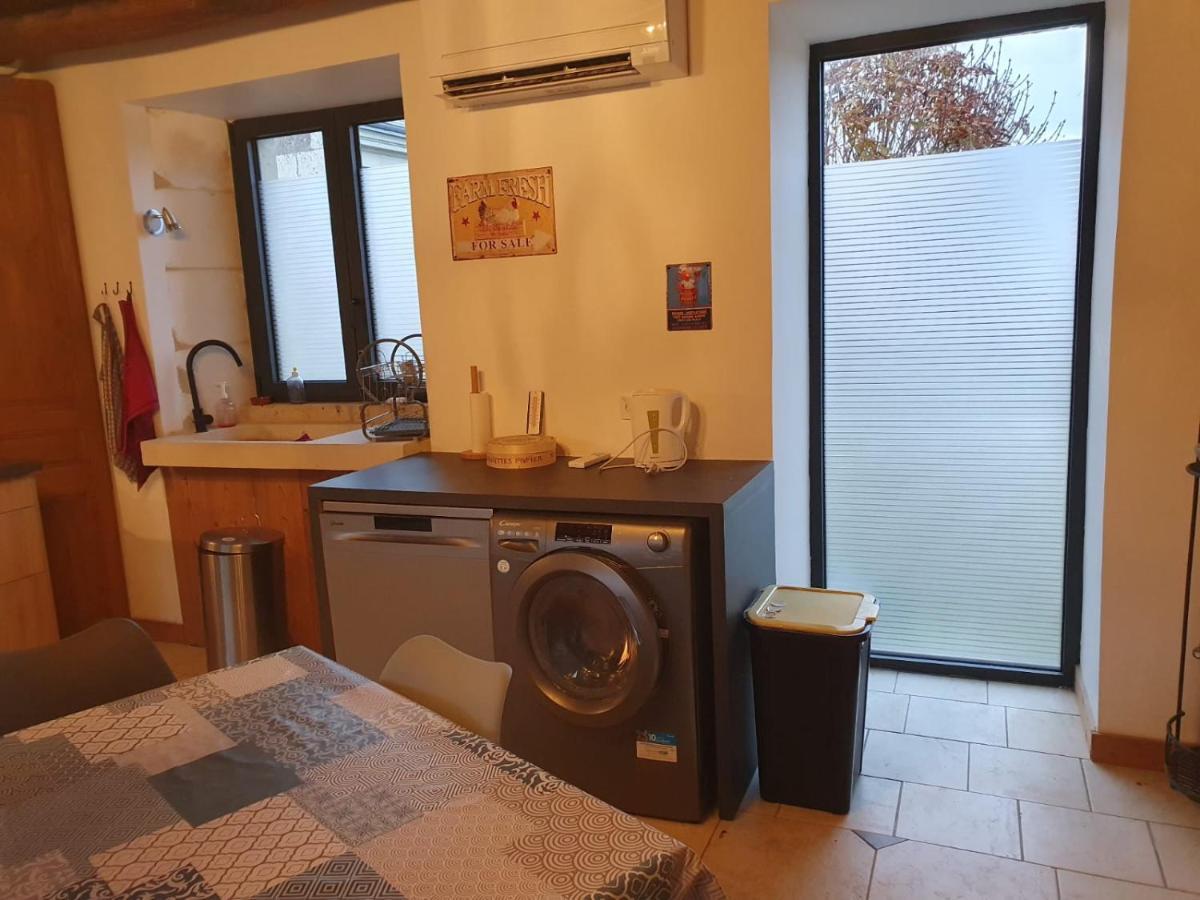 De La Salle Gite 8 Personnes A La Campagne Avec Jacuzzi 4 Chambres 3 Wc Rivarennes  Exterior foto