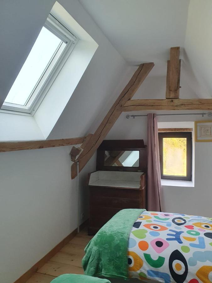 De La Salle Gite 8 Personnes A La Campagne Avec Jacuzzi 4 Chambres 3 Wc Rivarennes  Exterior foto