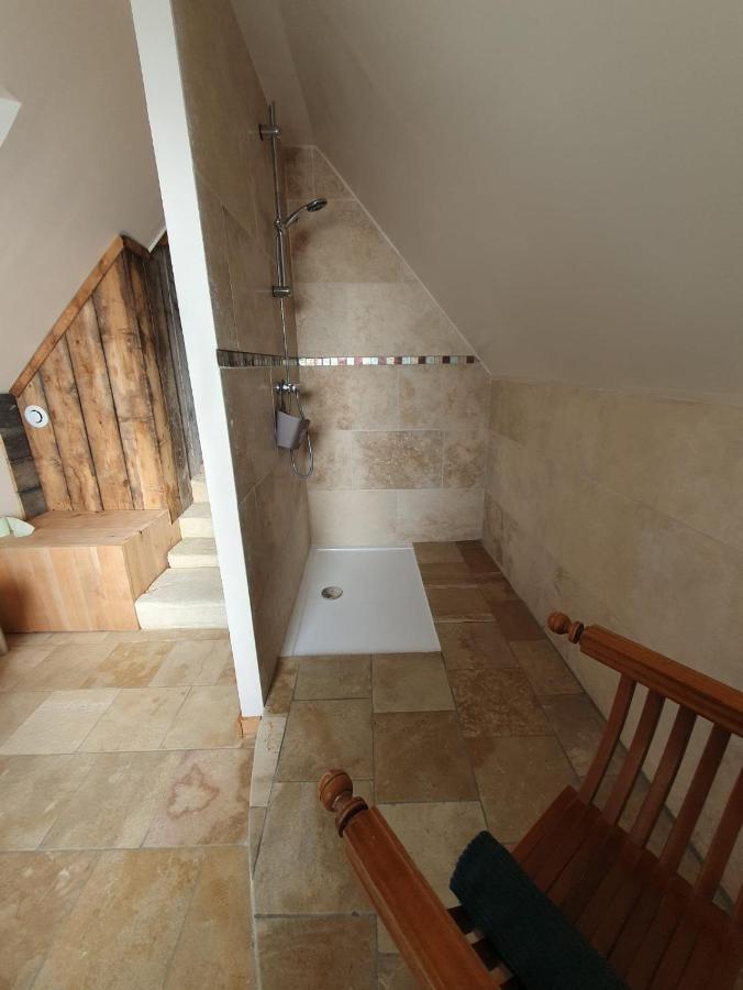 De La Salle Gite 8 Personnes A La Campagne Avec Jacuzzi 4 Chambres 3 Wc Rivarennes  Exterior foto