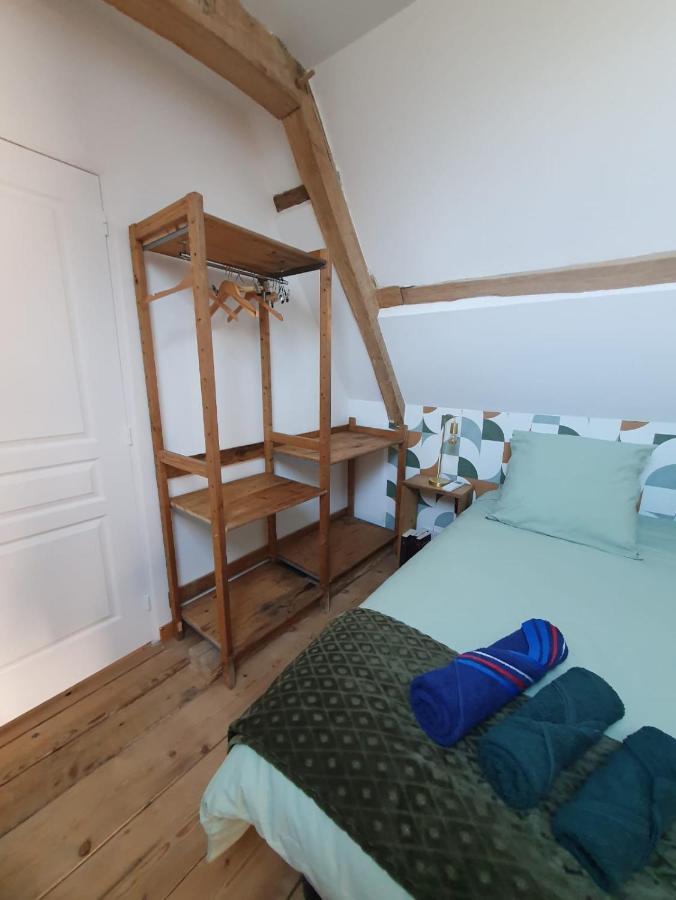 De La Salle Gite 8 Personnes A La Campagne Avec Jacuzzi 4 Chambres 3 Wc Rivarennes  Exterior foto