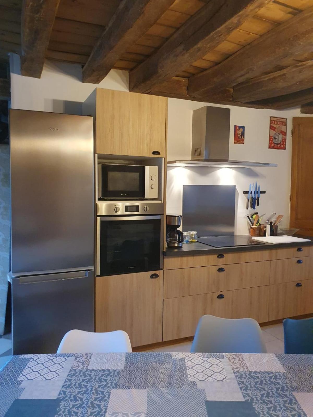 De La Salle Gite 8 Personnes A La Campagne Avec Jacuzzi 4 Chambres 3 Wc Rivarennes  Exterior foto