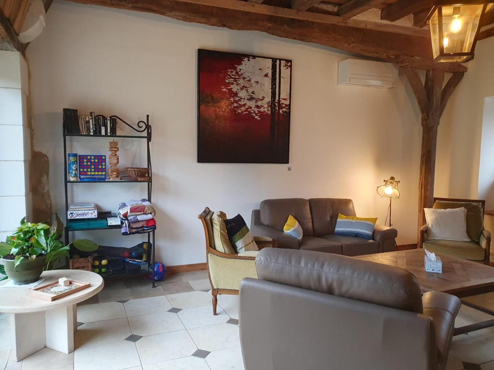 De La Salle Gite 8 Personnes A La Campagne Avec Jacuzzi 4 Chambres 3 Wc Rivarennes  Exterior foto